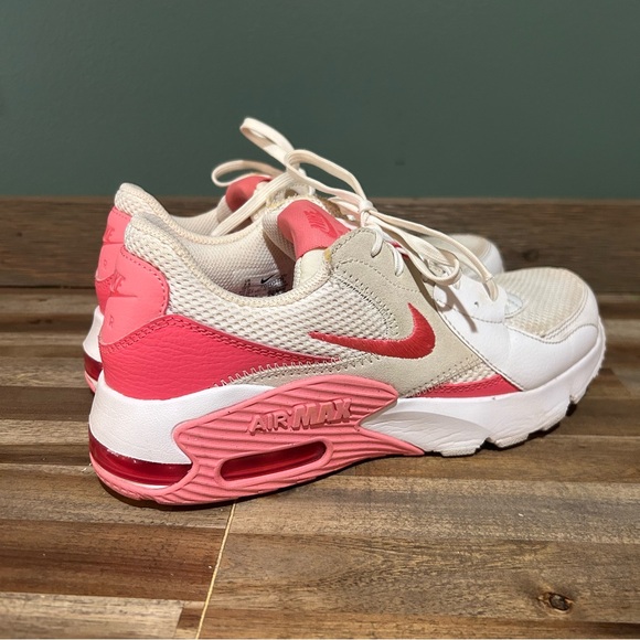 Nike Women's Air Max Sneakers - White and Pink Size 7.5 - Picture 3 of 10